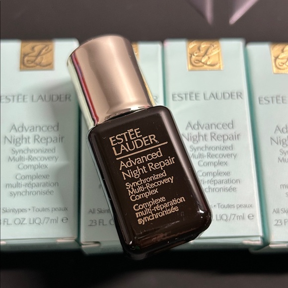 5x7ml Estee Lauder night repair serum set - Picture 2 of 6
